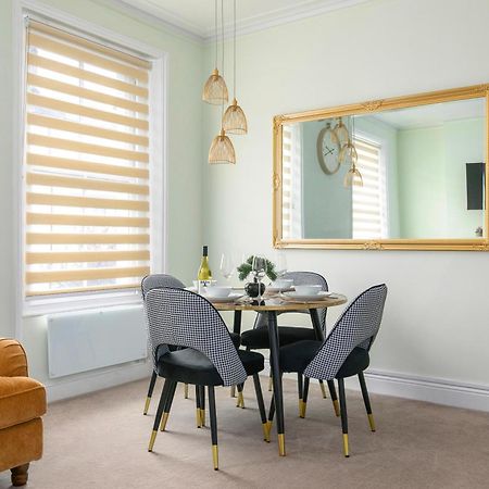 Cosy Flat 5 Min From Holland Park Station! London Apartment Bagian luar foto